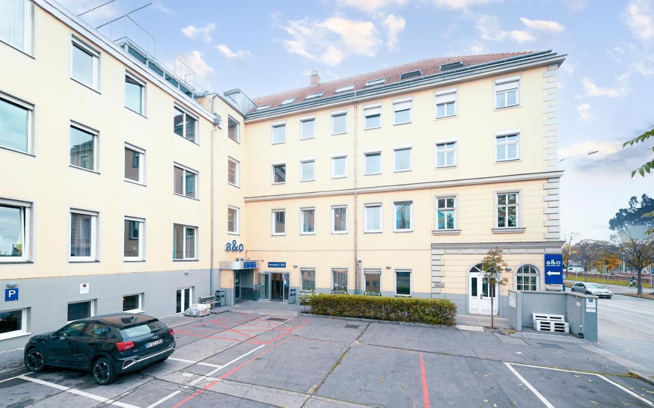 A&O Wien Stadthalle Εξωτερικό φωτογραφία